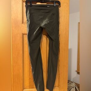 Lululemon workout leggings